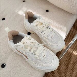 Elegant White and Tan Women's Sneakers